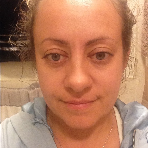 Meet your Posher, Hajnalka - Picture 1 of 1